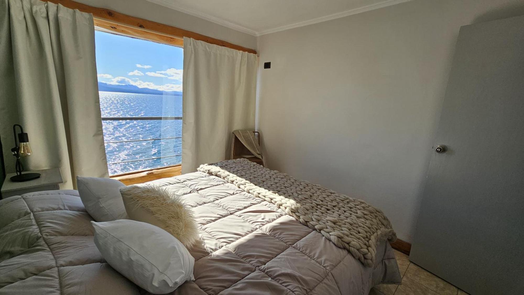Lake Apartments Bariloche Apartment