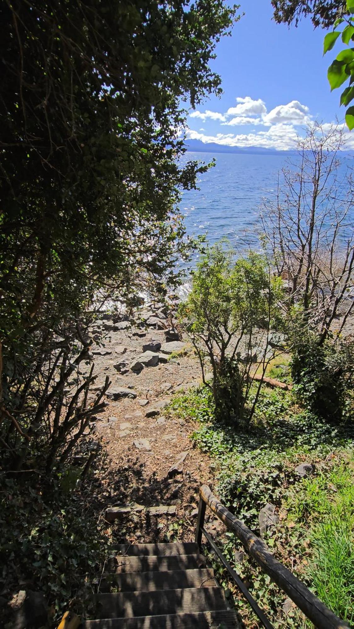 Lake Apartments Bariloche *