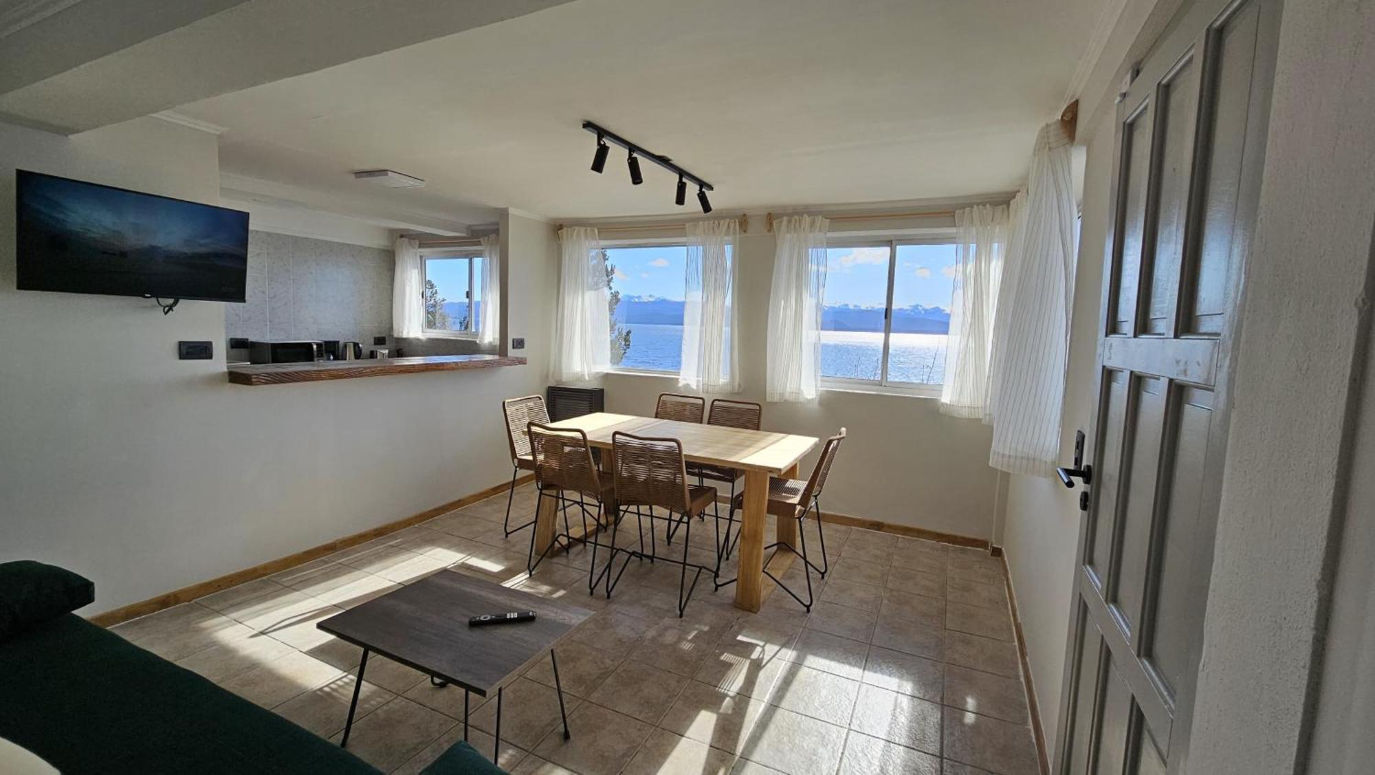 Lake Apartments Bariloche *
